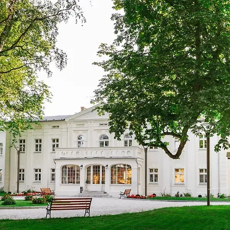 Hotel Kasztanowy Palac