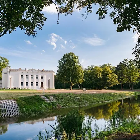 Kasztanowy Palac 3* Swadzim