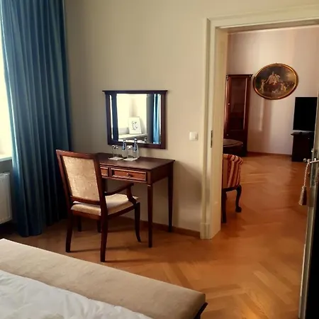 Kasztanowy Palac Swadzim