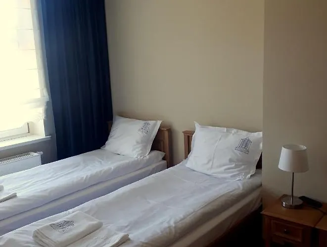 酒店 Kasztanowy Palac Swadzim